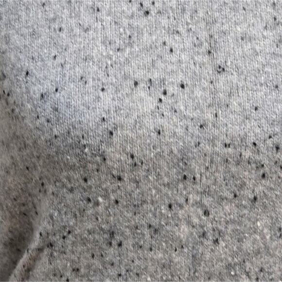 Ann Taylor 100% Cashmere Gray Super Soft Turtleneck Sweater Size‎ Small - Picture 6 of 7